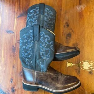 Kids cowboy boots EUC